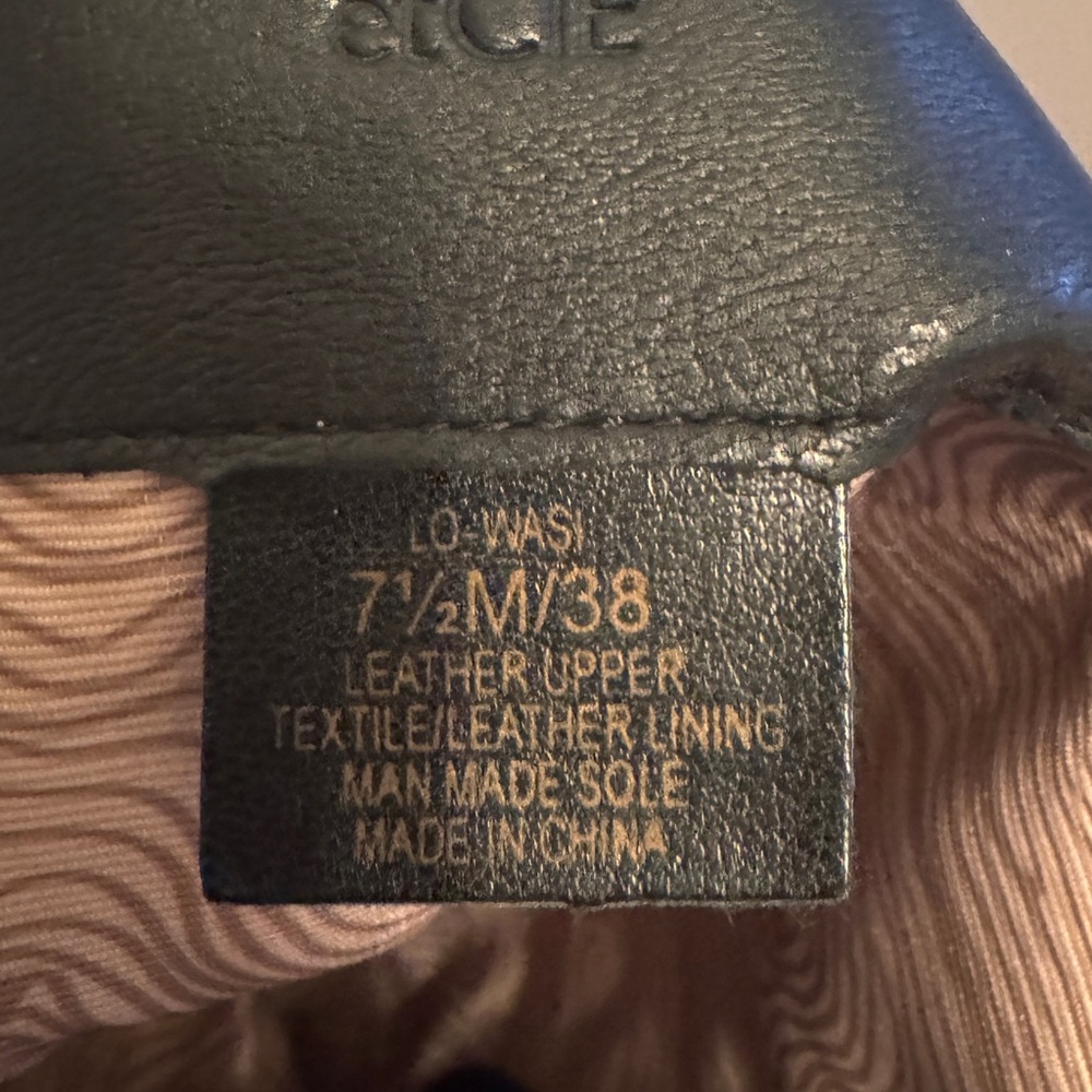 Louise et Cie over the knee boots. Brand new. Very sexy. Genuine leather - Picture 3 of 4